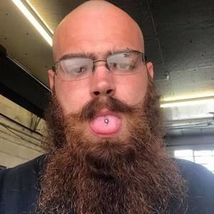 Meet your Posher, Tom